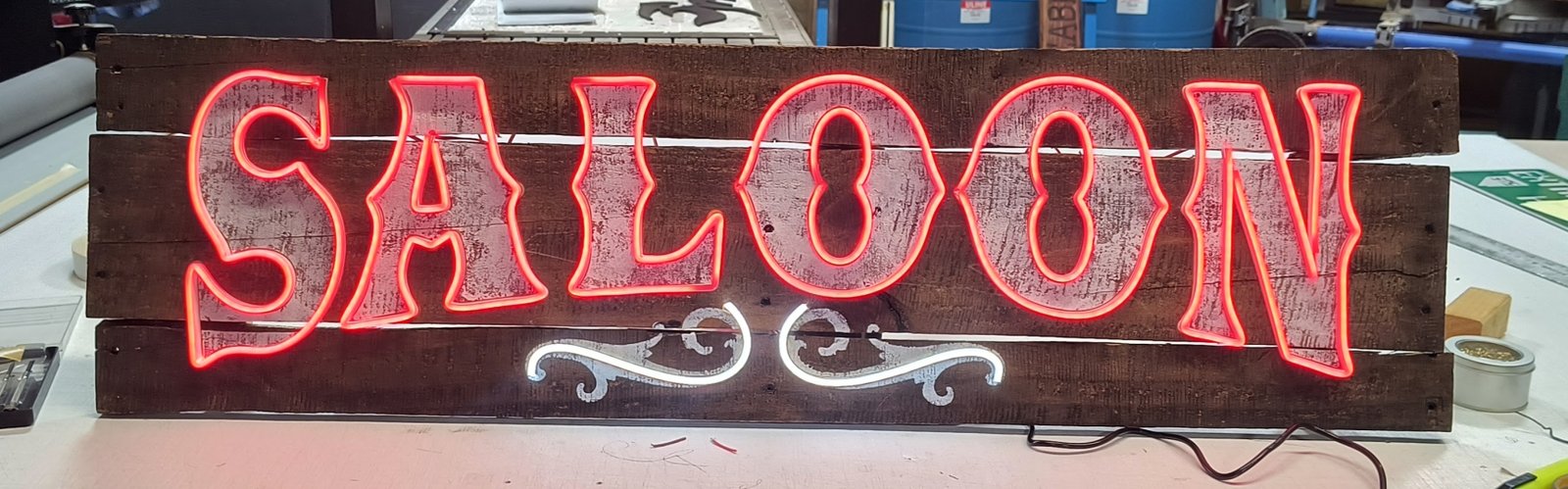 saloon red rustic on